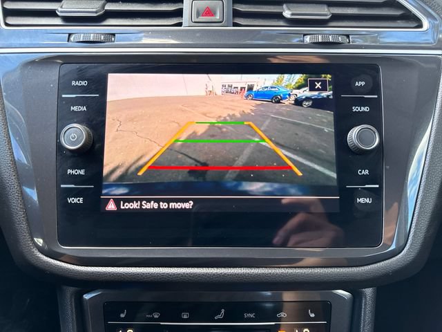 Used 2024 Volkswagen Tiguan SE FWD image 25