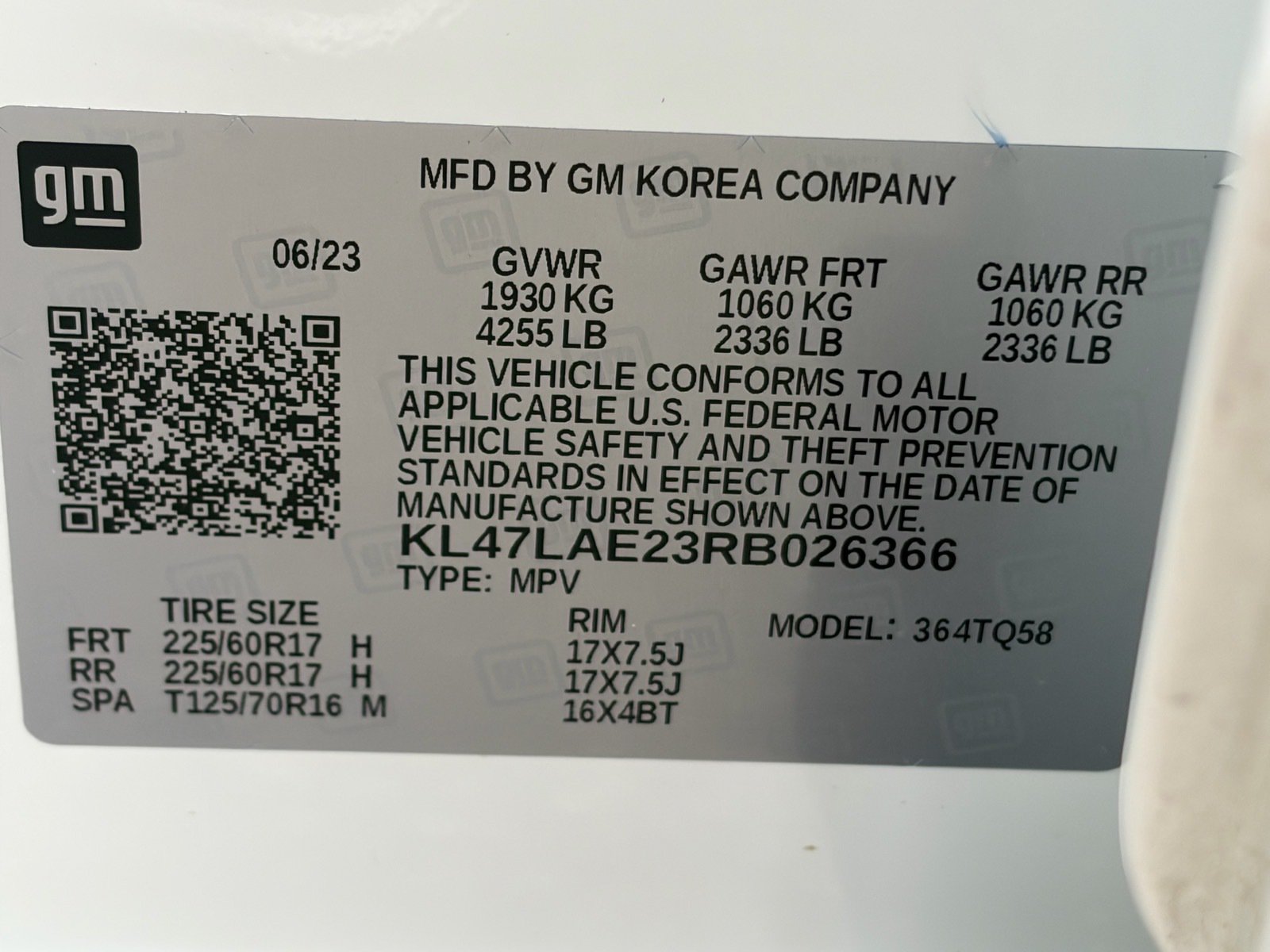 Used 2024 Buick Envista Sport Touring w/ Convenience II Package FWD image 35