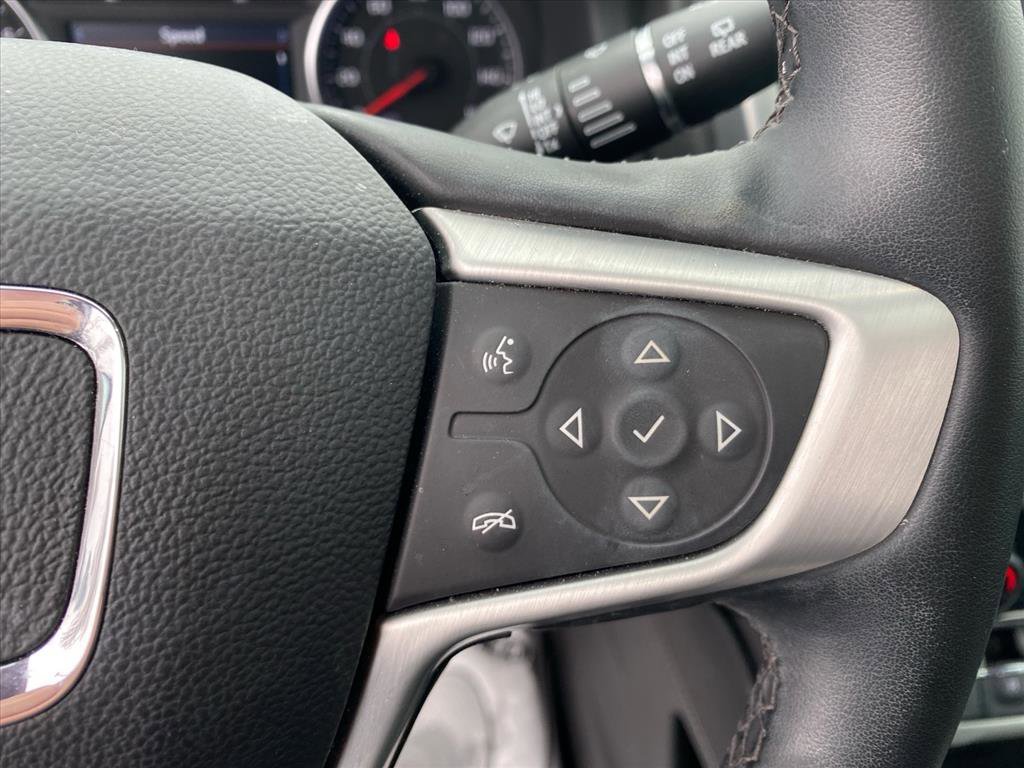 Used 2023 GMC Acadia SLT w/ Preferred Package image 18