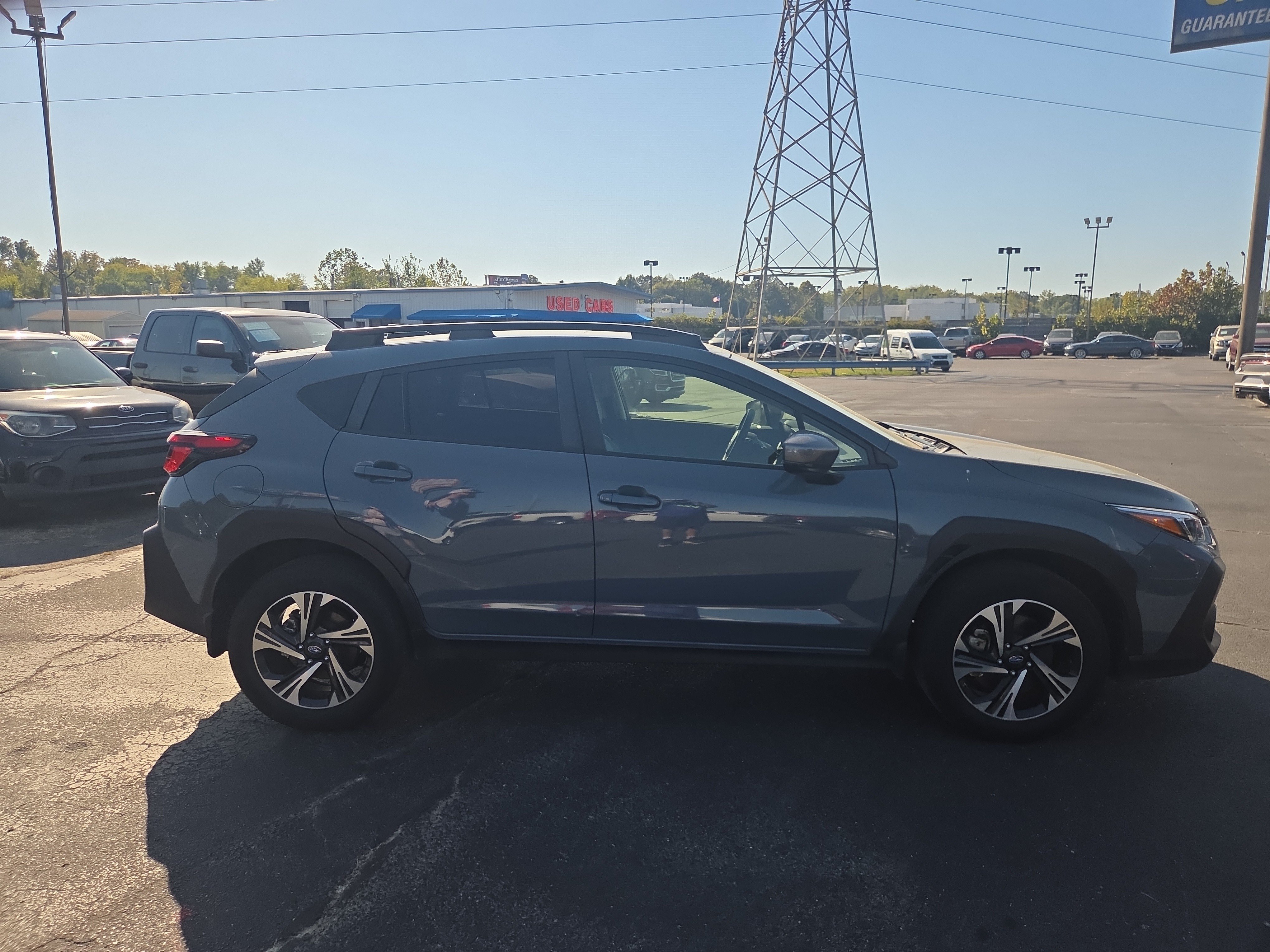 Used 2024 Subaru Crosstrek 2.0i Premium AWD/4WD image 6