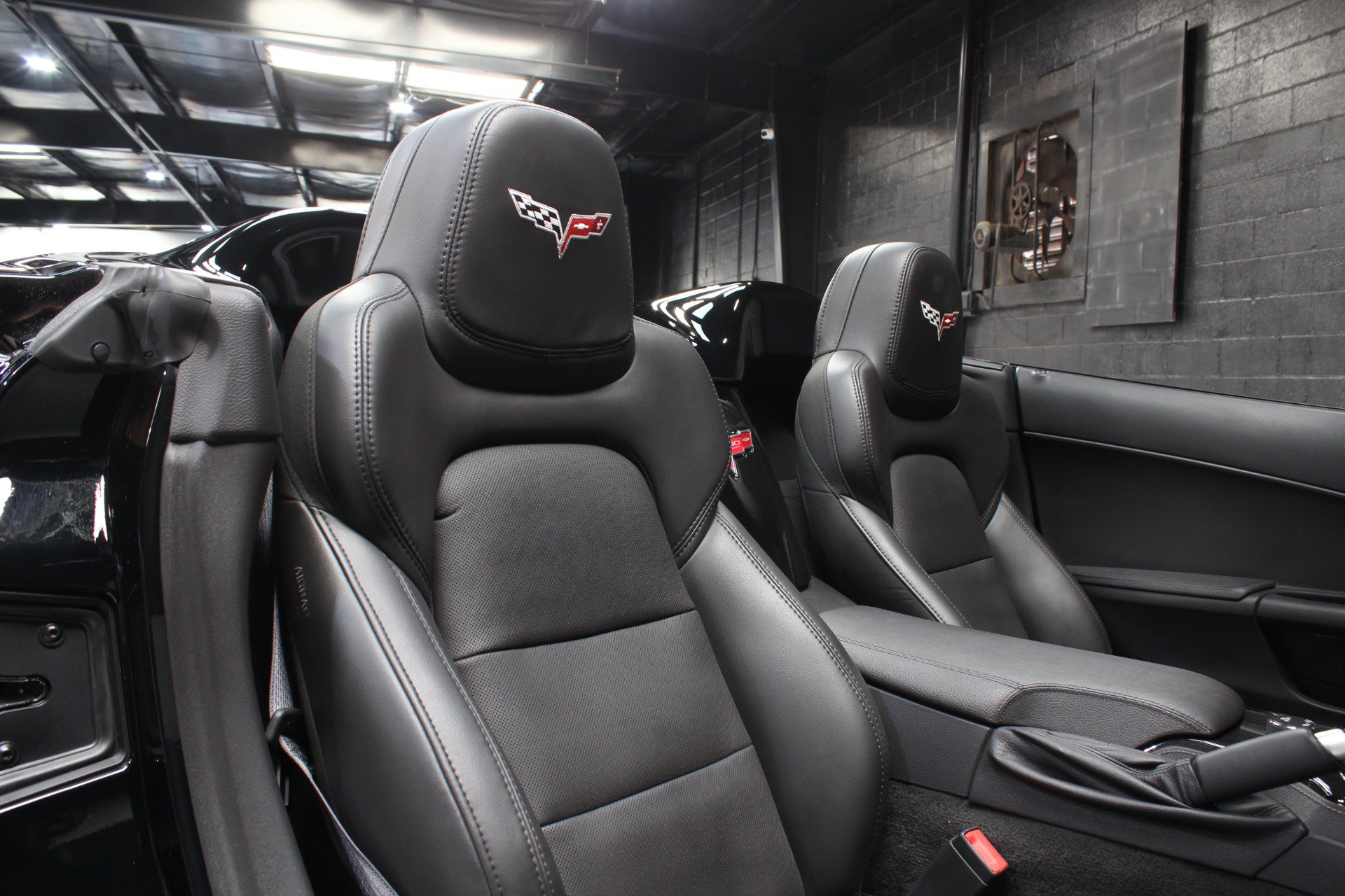 Used 2013 Chevrolet Corvette Grand Sport w/ 3LT Preferred Equipment Group RWD image 55