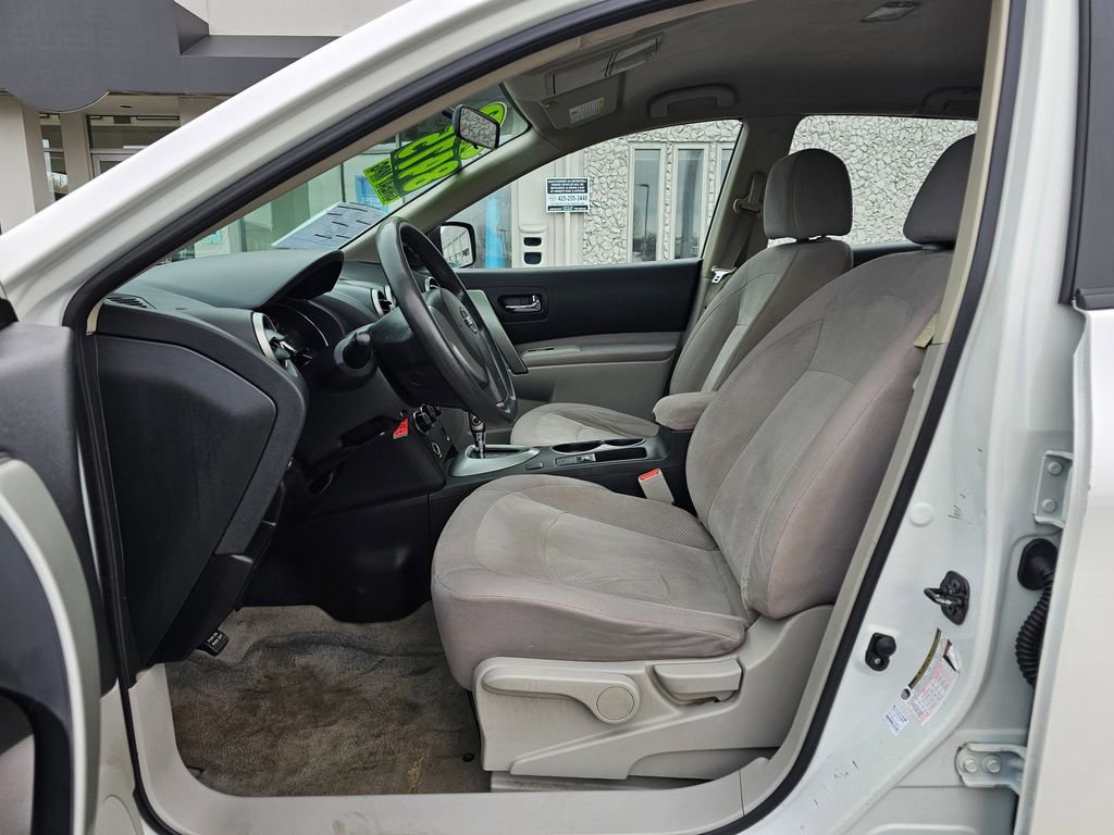 Used 2012 Nissan Rogue S image 17