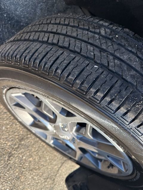 Used 2019 Jeep Grand Cherokee Overland image 8