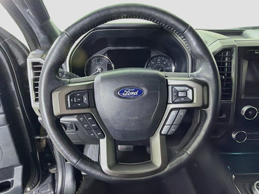 Used 2020 Ford Expedition Max XLT w/ Equipment Group 202A RWD image 15