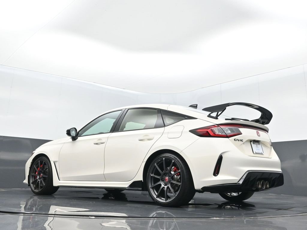 Certified 2024 Honda Civic Type R image 17