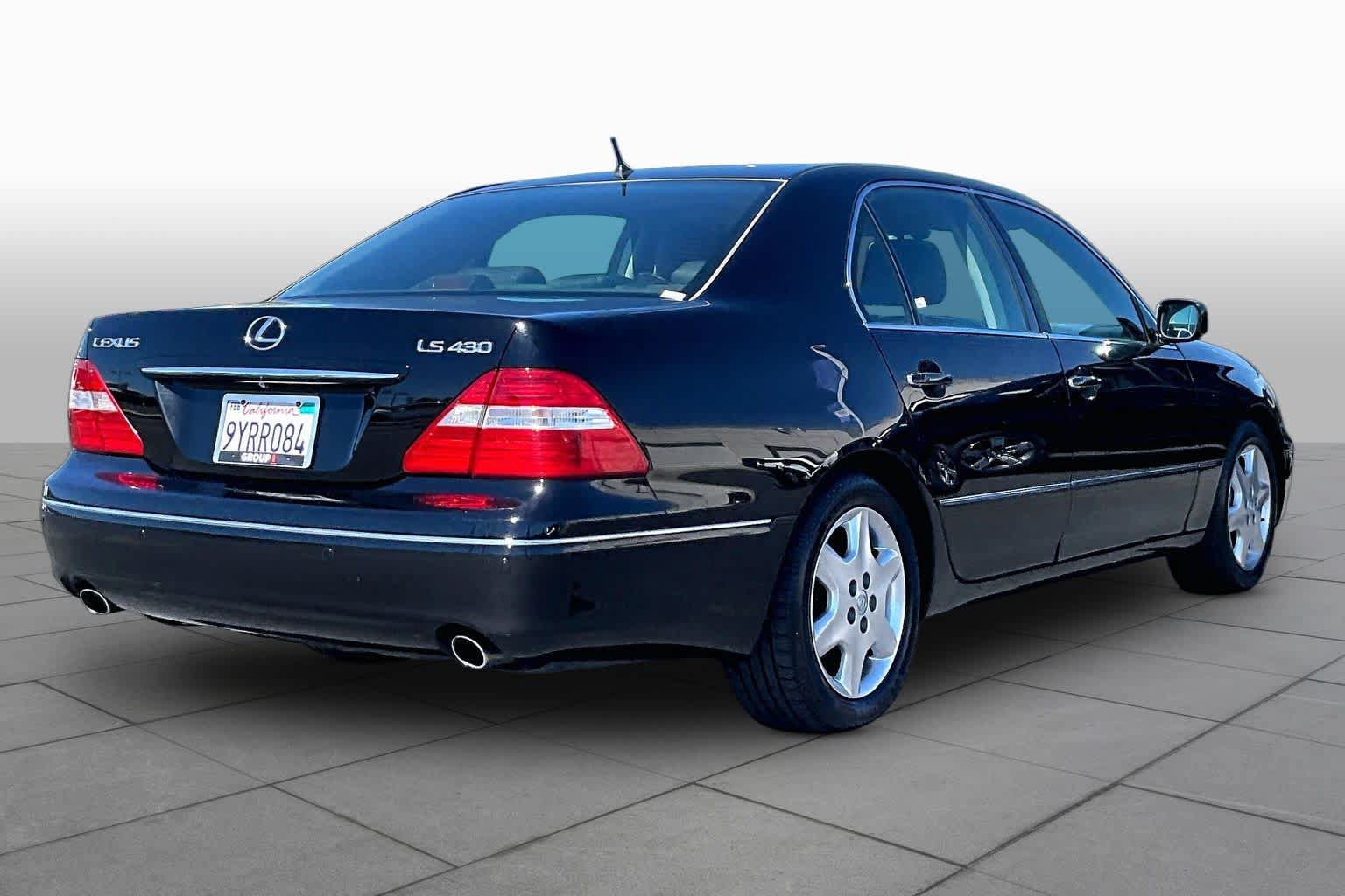 Used 2004 Lexus LS 430 RWD image 12