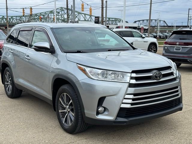 Used 2019 Toyota Highlander XLE image 7