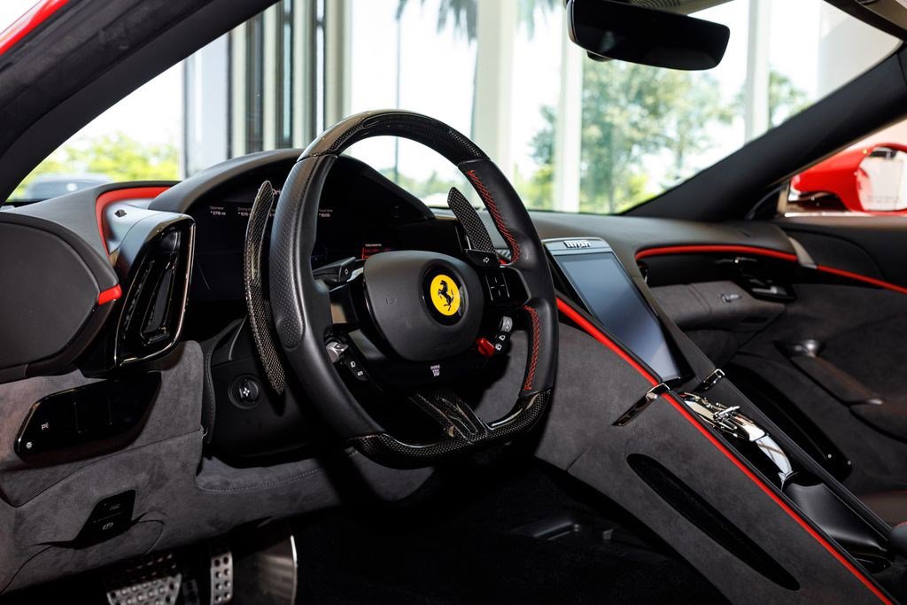 Used 2022 Ferrari Roma RWD image 28