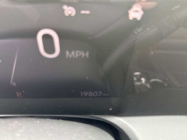 Used 2024 Buick Encore GX Sport Touring w/ Experience Buick Package image 12