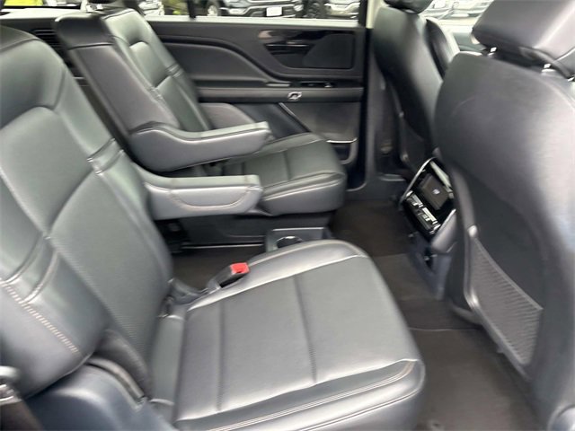Certified 2025 Lincoln Aviator Premiere image 23