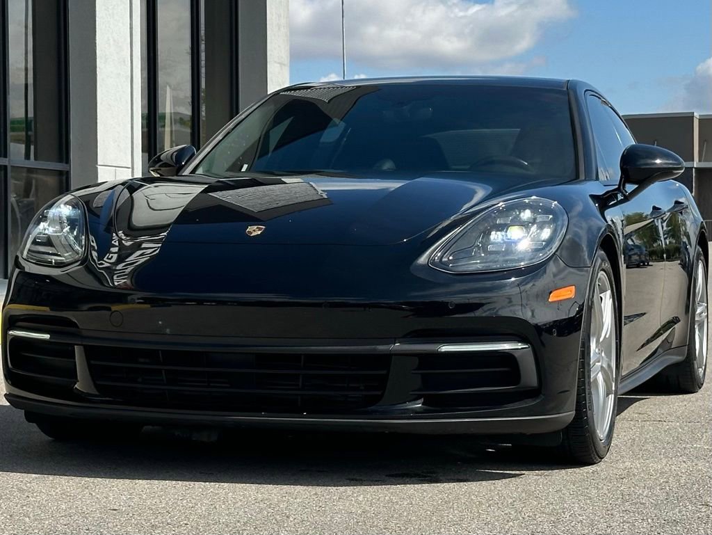 Used 2019 Porsche Panamera image 4