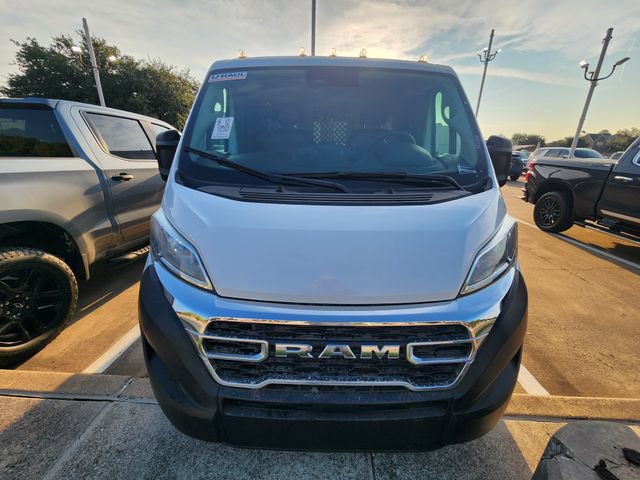 Used 2025 RAM ProMaster 2500 w/ U-Haul Equipment Group FWD image 2