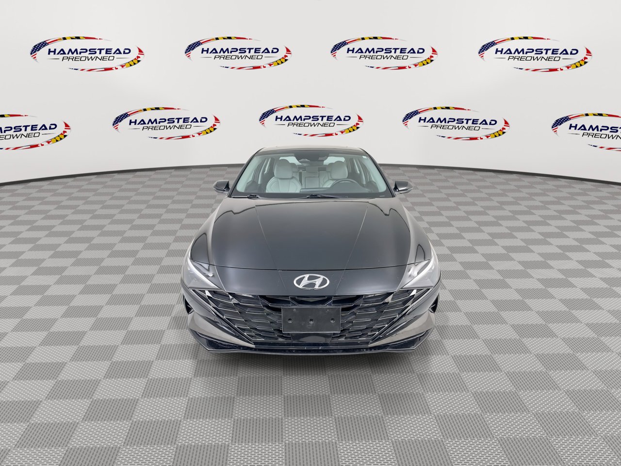 Used 2023 Hyundai Elantra Limited image 3