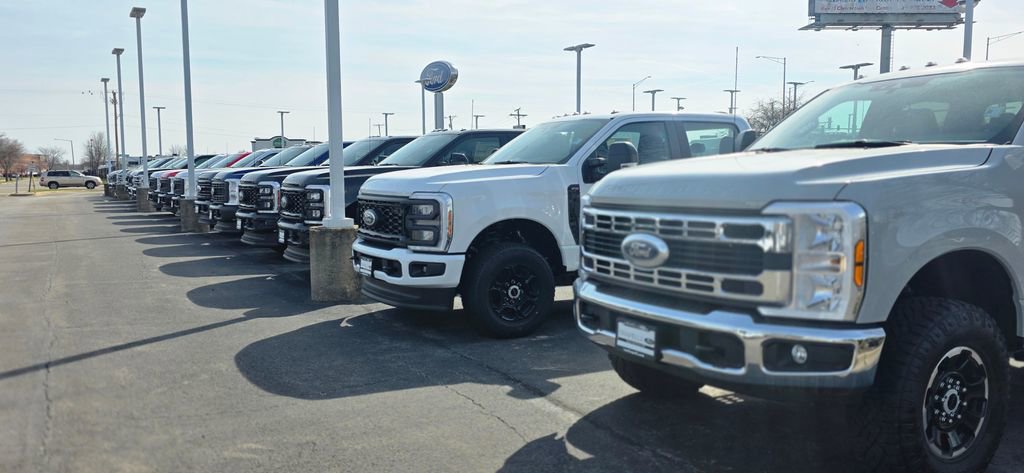 New 2026 Ford F550 2WD Regular Cab Super Duty image 5