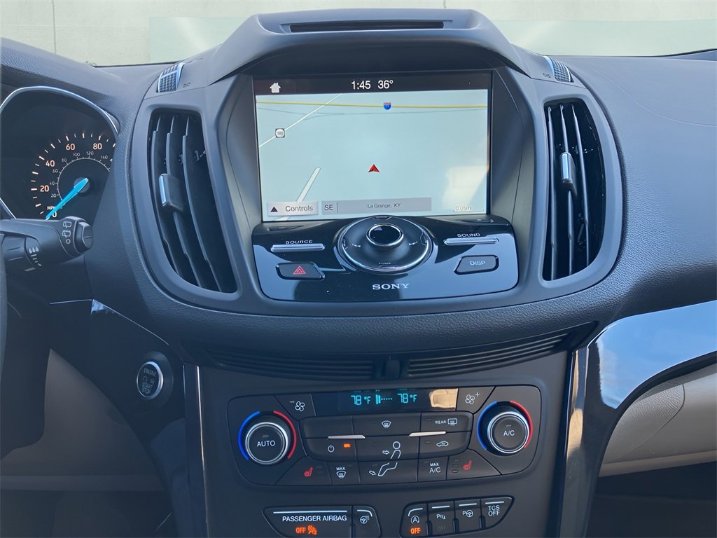 Used 2018 Ford Escape Titanium w/ Ford Safe & Smart Package image 23