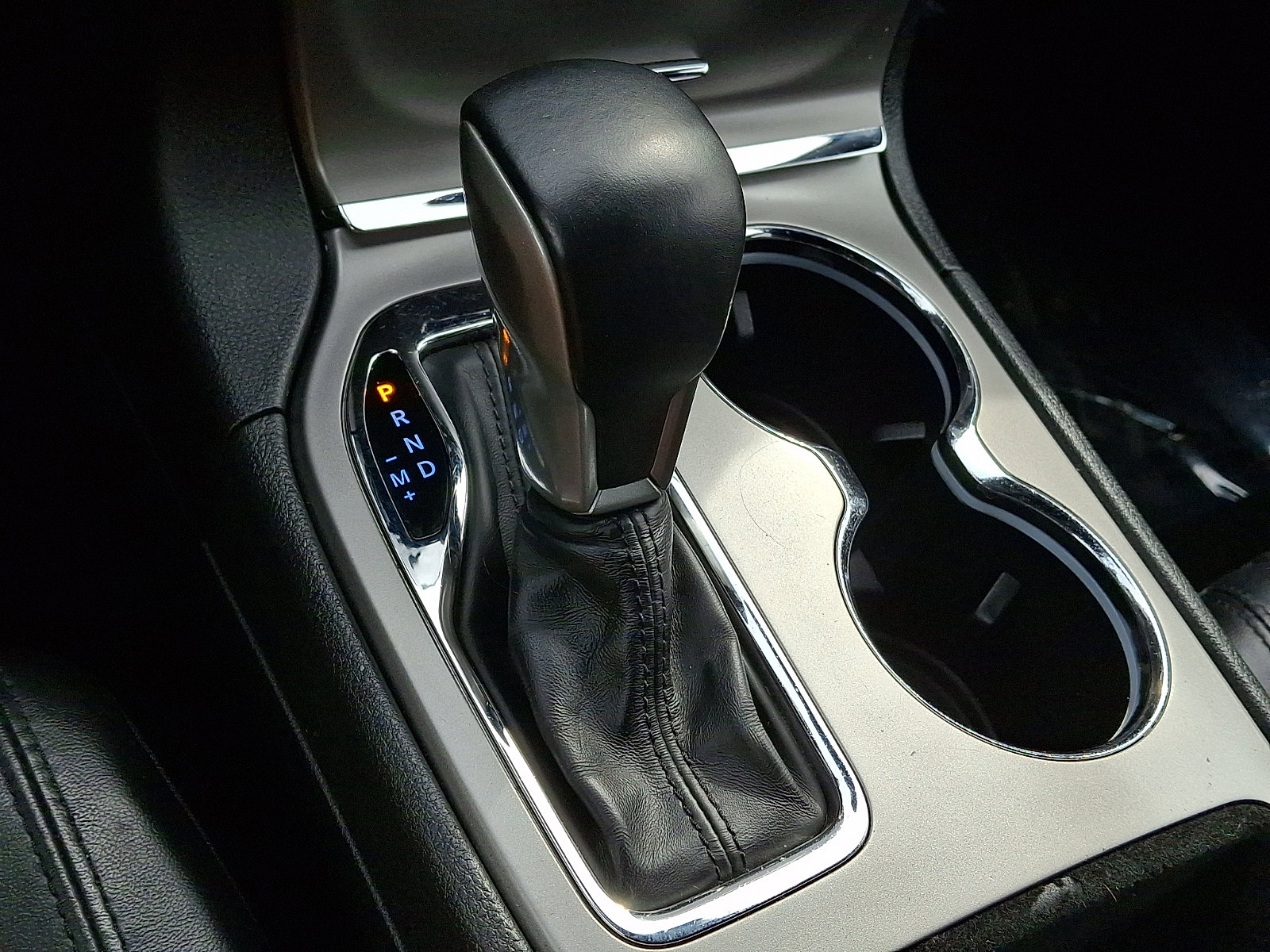 Used 2020 Jeep Grand Cherokee Altitude image 13