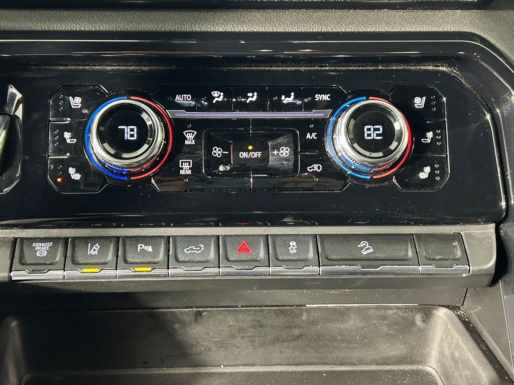 Used 2025 GMC Sierra 2500 AT4 w/ AT4 Premium Plus Package image 21