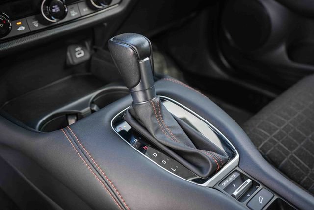 Certified 2025 Honda HR-V Sport image 22
