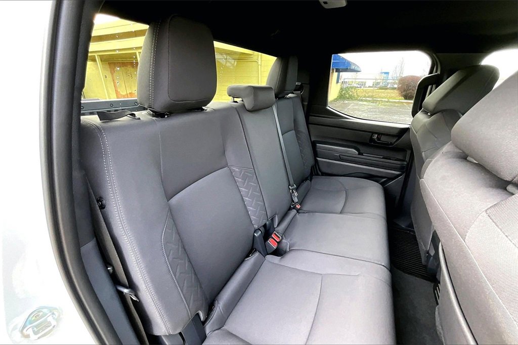 Used 2025 Toyota Tacoma SR image 21