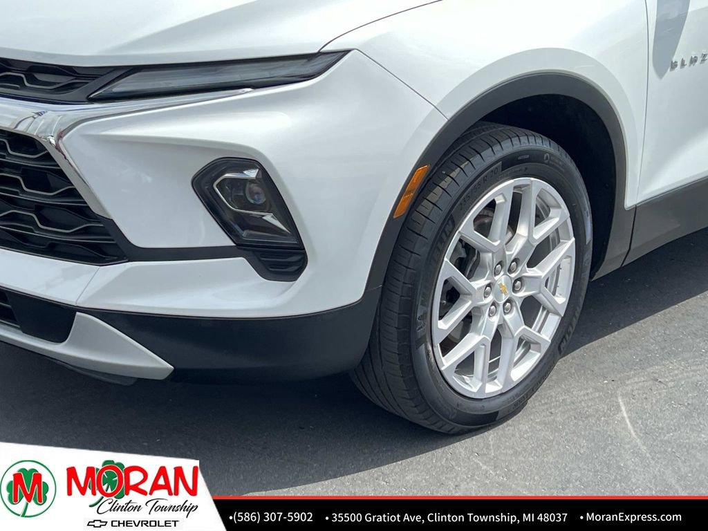 Certified 2024 Chevrolet Blazer LT w/ Convenience Package image 9