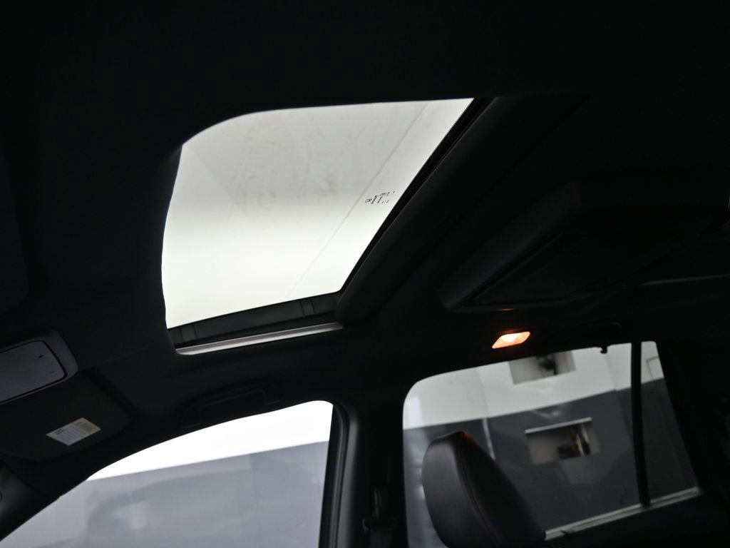 Used 2021 Honda Pilot Black Edition image 38