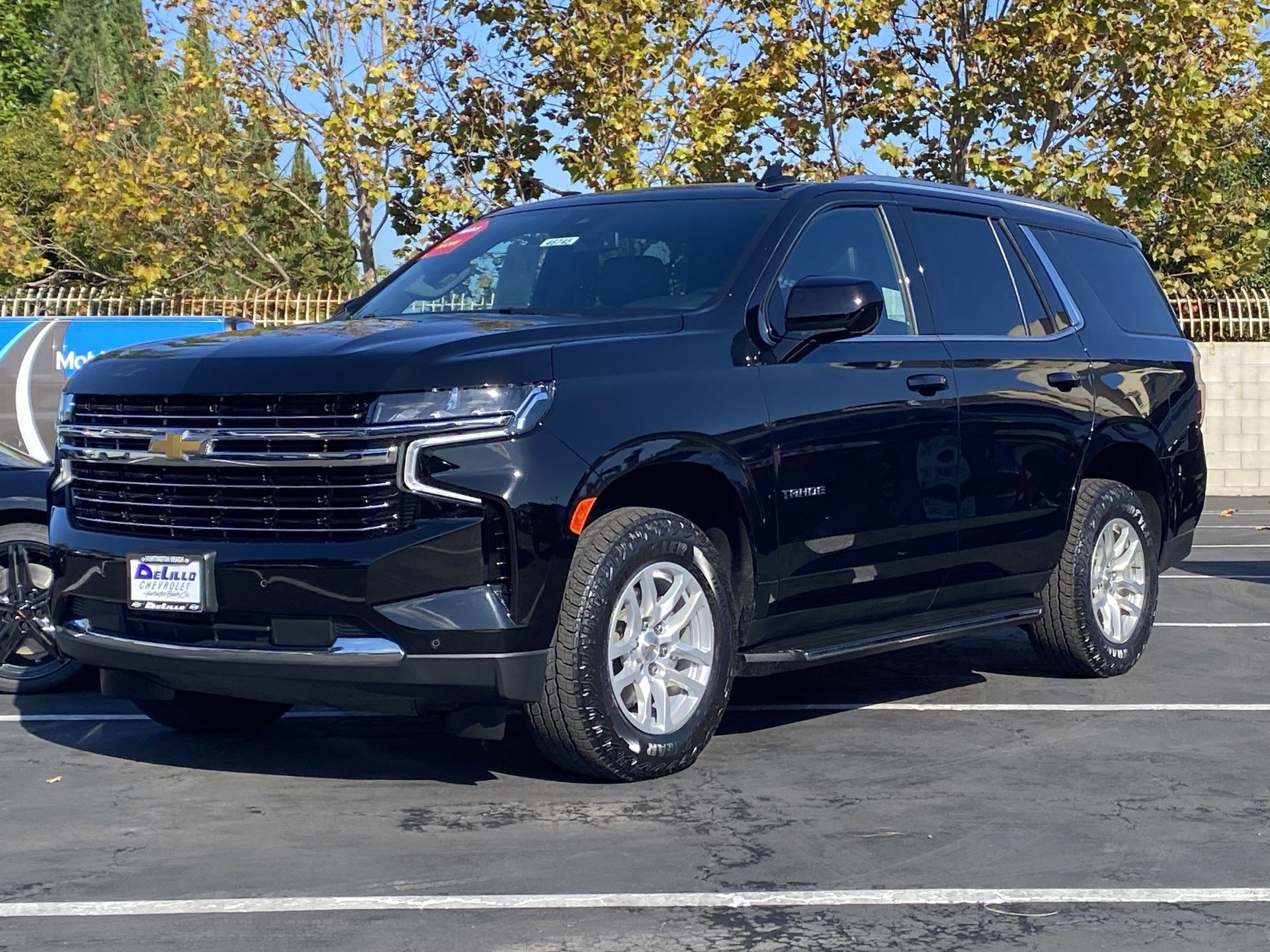 Used 2024 Chevrolet Tahoe LT image 2