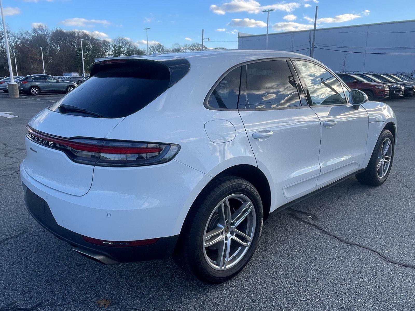Used 2021 Porsche Macan image 3