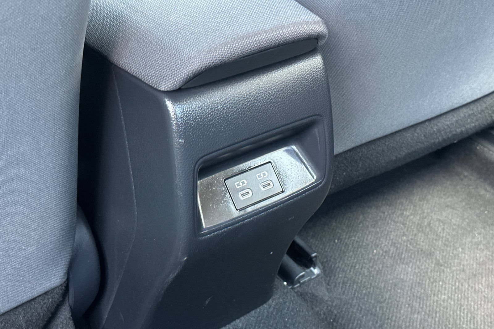 Used 2024 Toyota Corolla LE FWD image 41