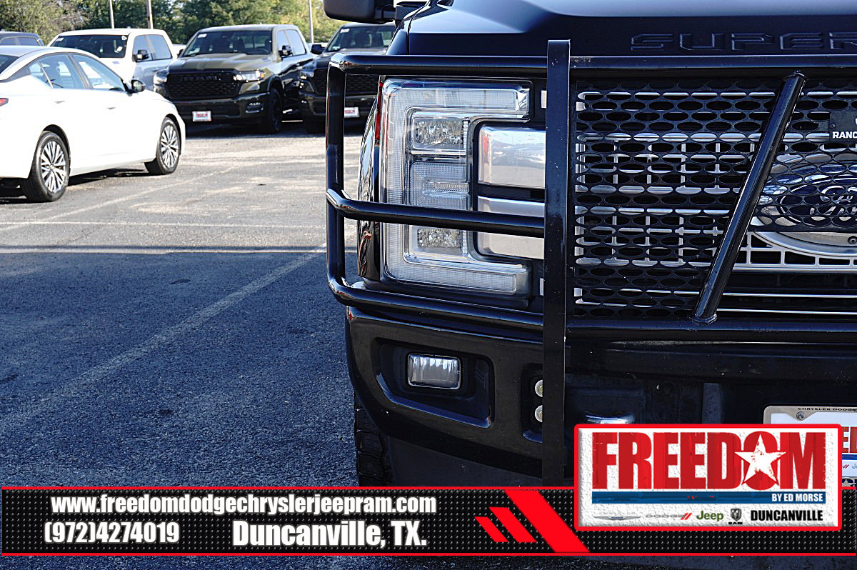 Used 2017 Ford F250 Platinum w/ Platinum Ultimate Package AWD/4WD image 42