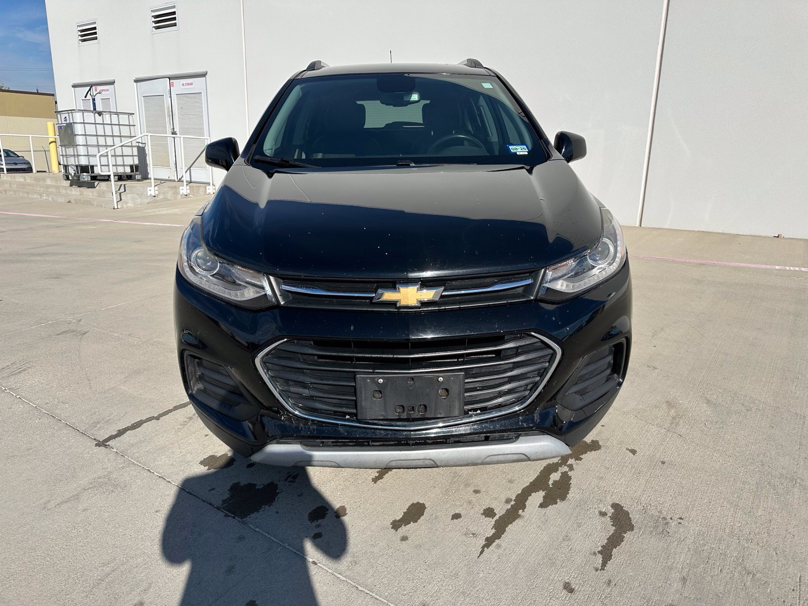 Used 2019 Chevrolet Trax LT w/ LT Convenience Package FWD image 2