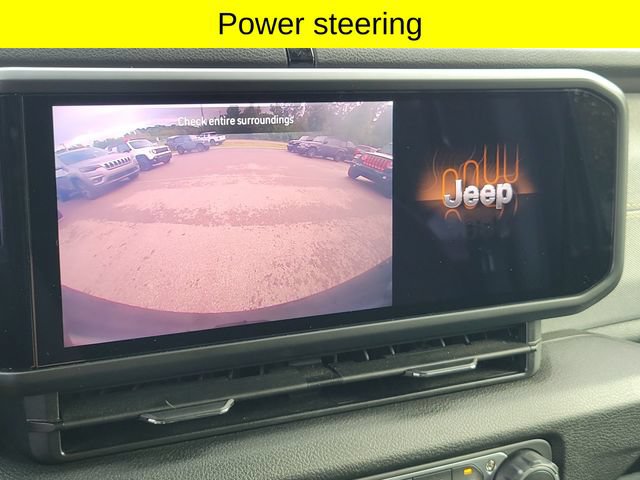 Used 2025 Jeep Wrangler Unlimited Sport AWD/4WD image 16