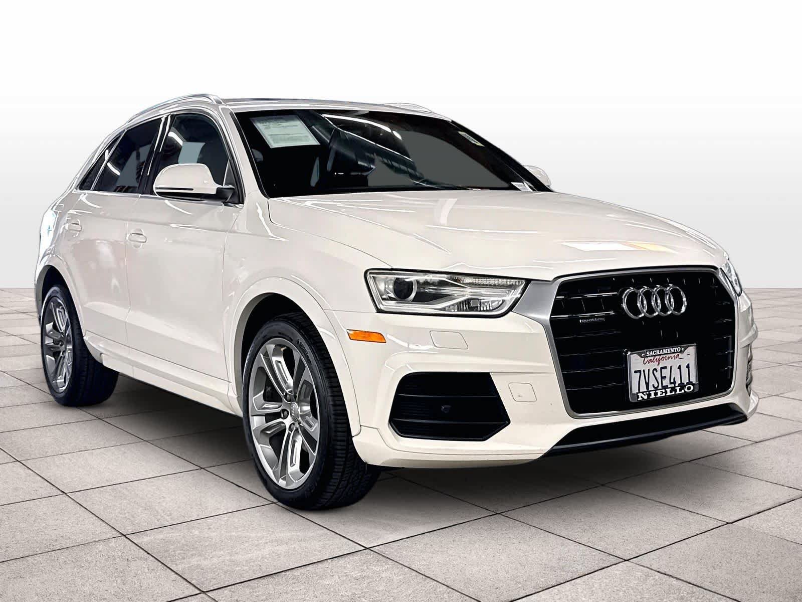 Used 2017 Audi Q3 2.0T Premium Plus w/ Premium Plus Package AWD/4WD image 2