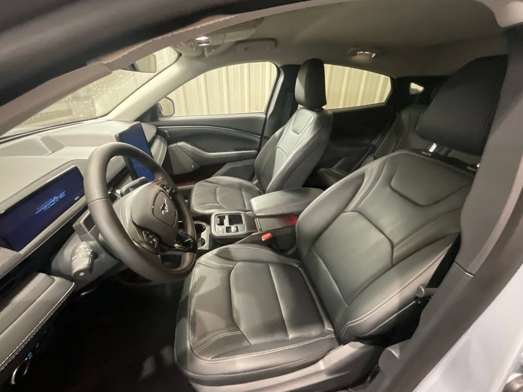 Used 2025 Ford Mustang Mach-E Premium AWD/4WD image 9