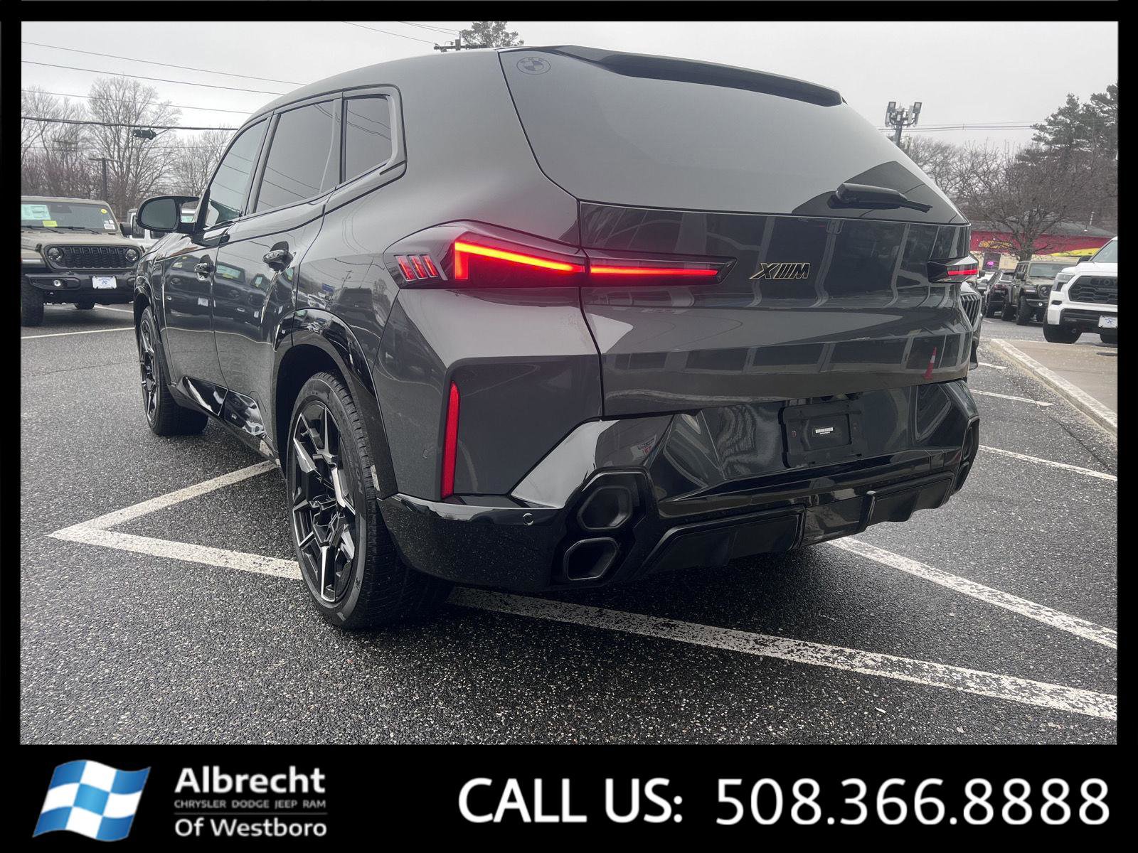 Used 2023 BMW XM image 3