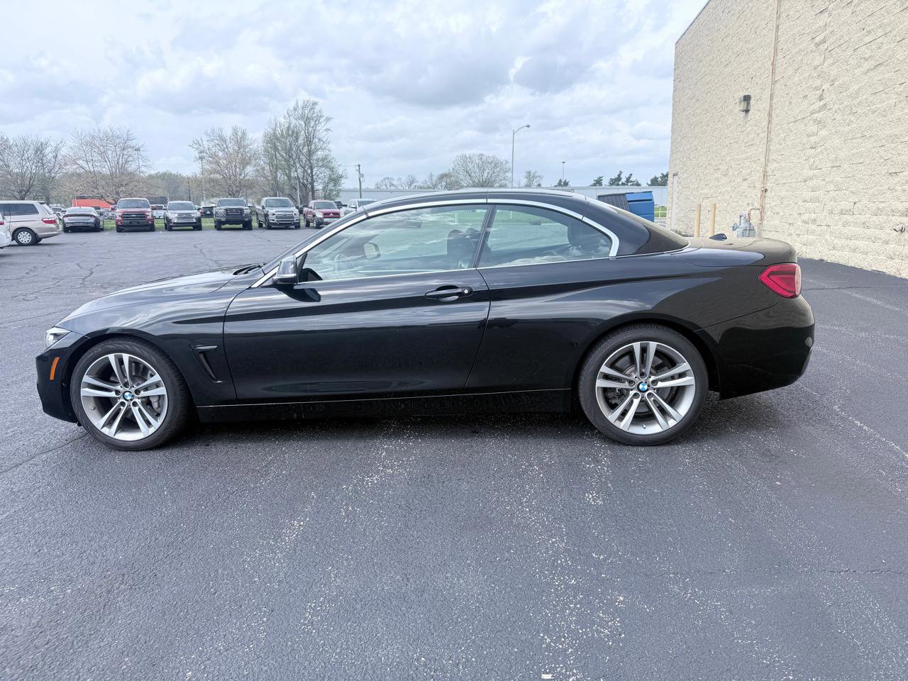 Used 2019 BMW 440i Convertible image 2