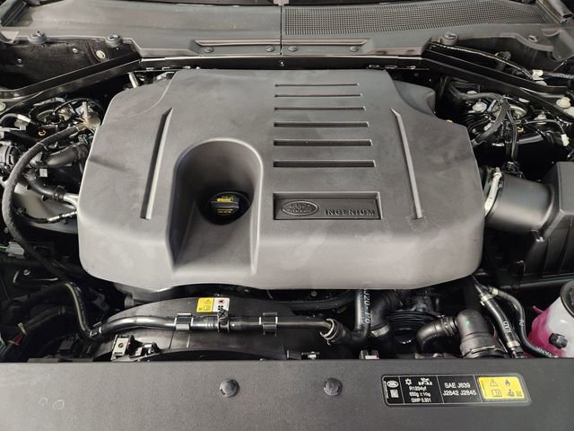 New 2026 Land Rover Defender 110 X image 32