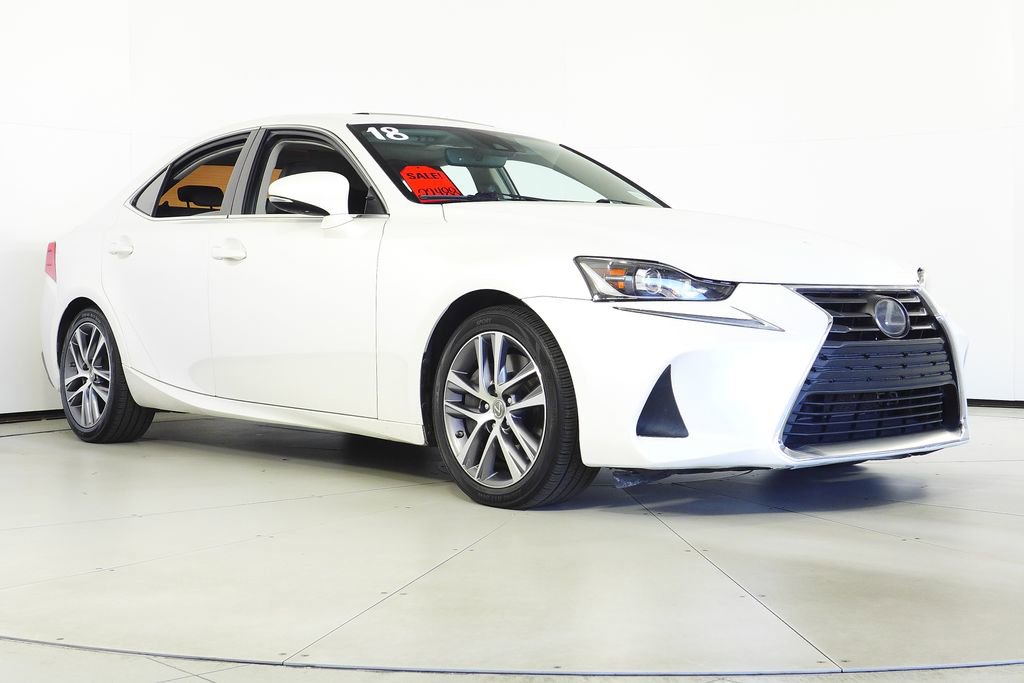 Used 2018 Lexus IS 300 RWD image 4