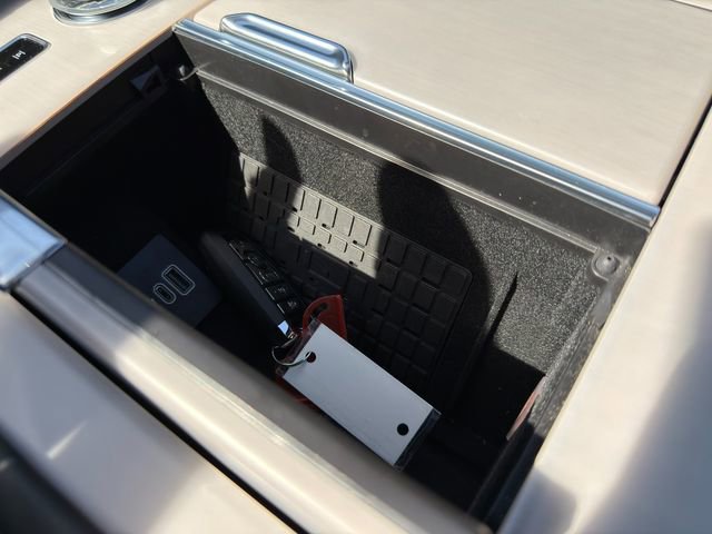 Used 2025 Lincoln Navigator Reserve w/ Jet Appearance Package image 48