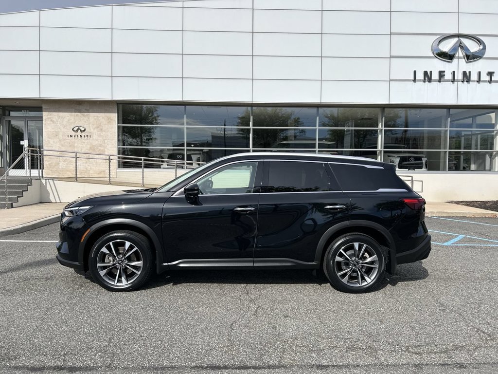 Certified 2023 INFINITI QX60 Luxe w/ Cargo Package AWD/4WD image 5
