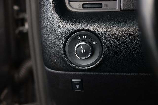 Used 2016 Lincoln Navigator Select RWD image 50