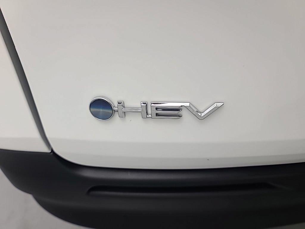 Used 2026 Toyota Sienna LE FWD image 11