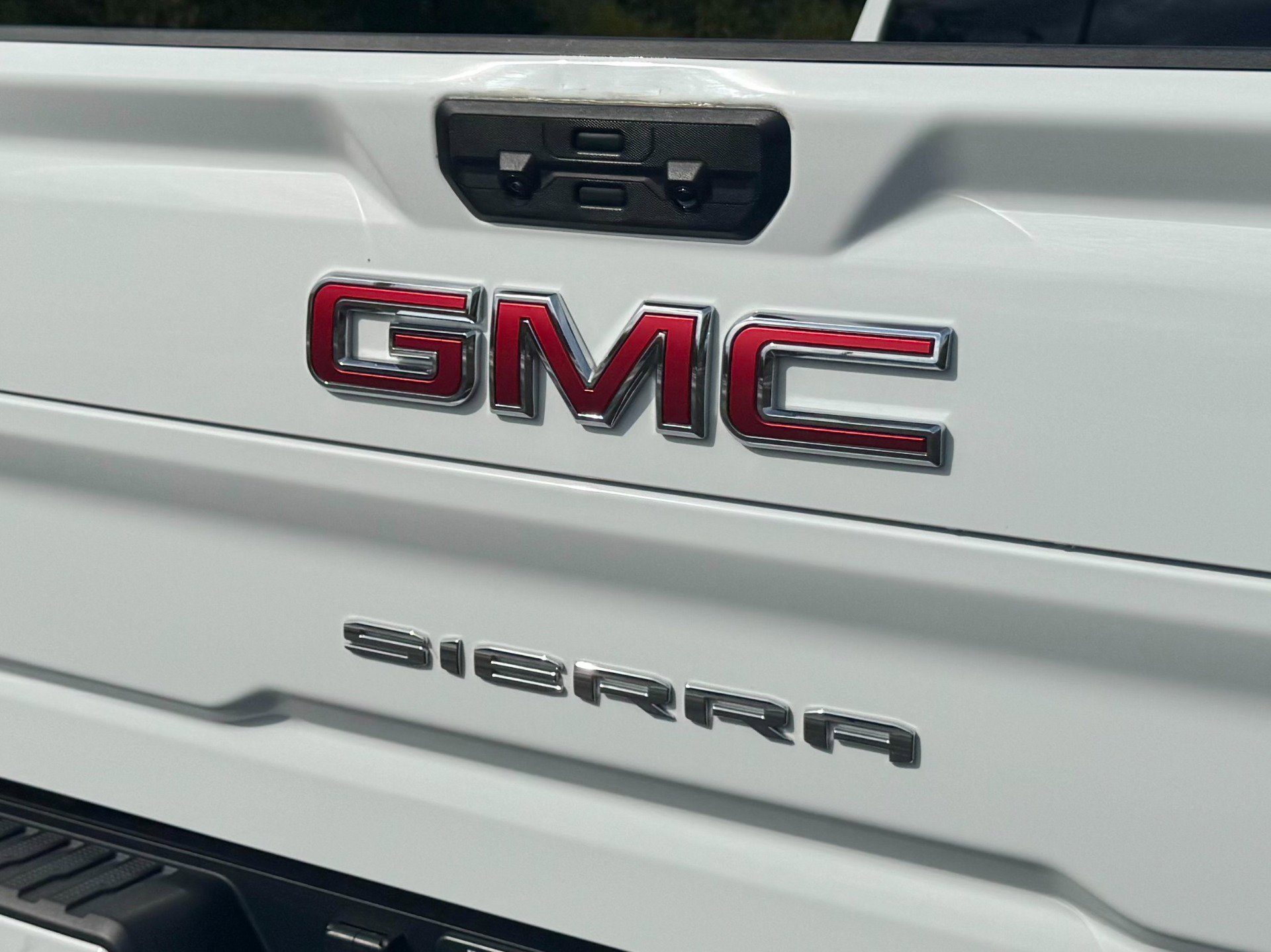 Used 2024 GMC Sierra 2500 AT4 w/ AT4 Preferred Package image 88