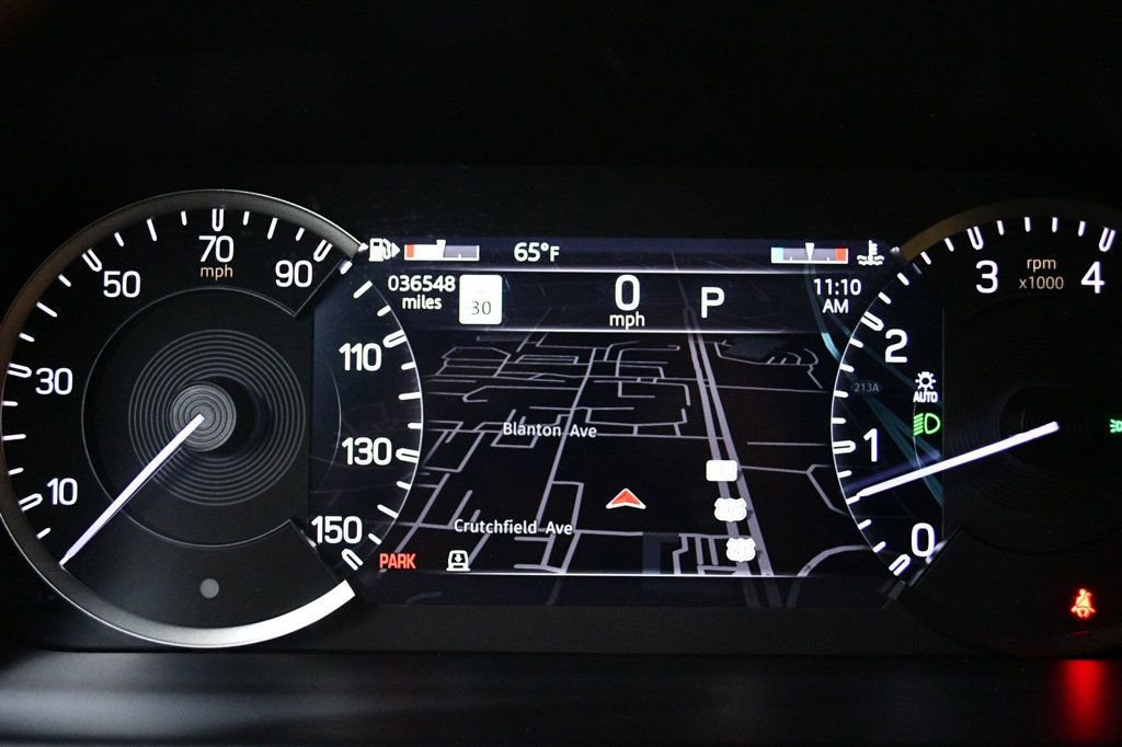 Used 2023 Land Rover Defender 110 X-Dynamic SE image 45