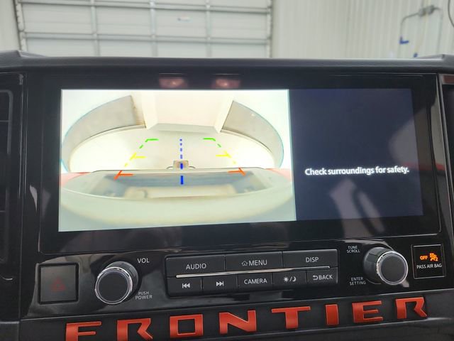 Used 2025 Nissan Frontier Pro-X image 27