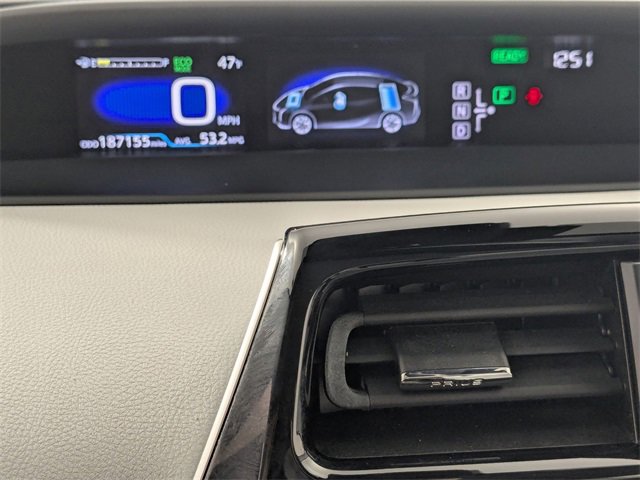 Used 2017 Toyota Prius Four image 17