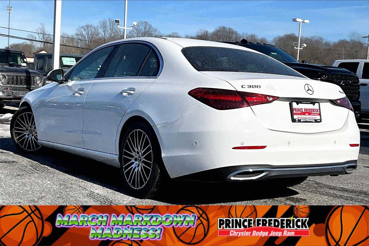 Used 2022 Mercedes-Benz C 300 4MATIC Sedan image 9