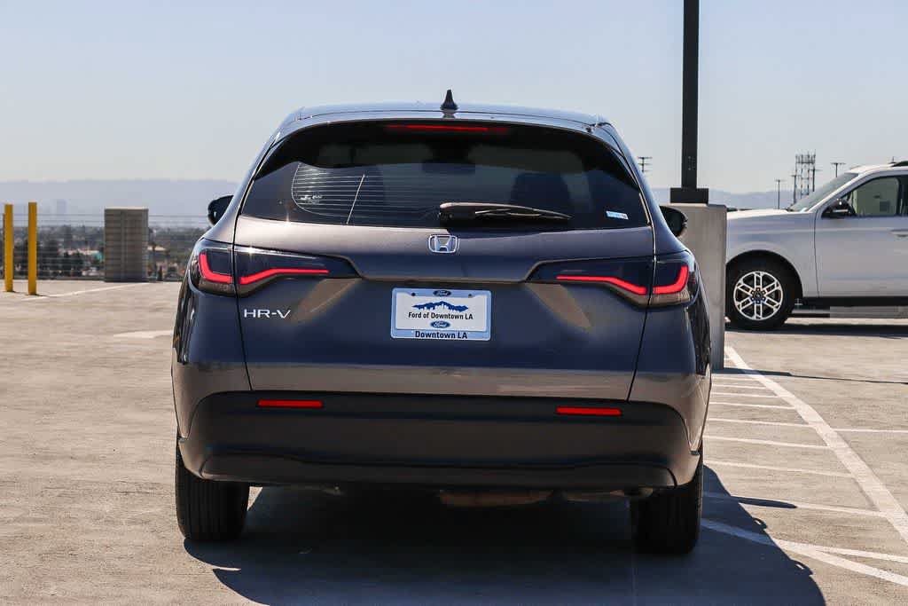Used 2023 Honda HR-V LX image 5