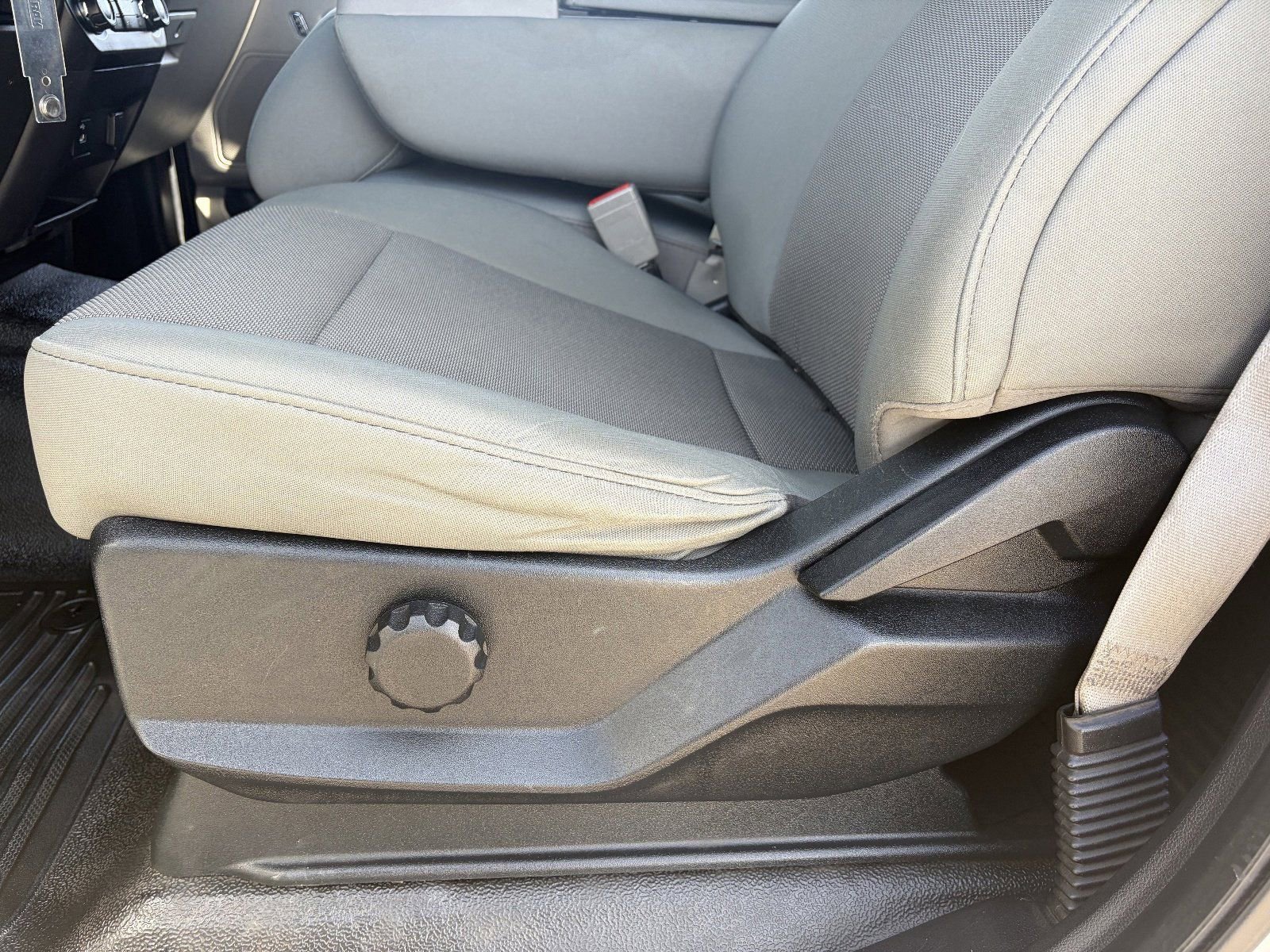 Used 2019 Ford F350 XL w/ Power Equipment Group AWD/4WD image 22