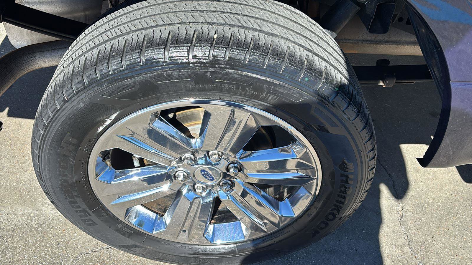 Used 2020 Ford F150 XLT w/ Equipment Group 302A Luxury image 11