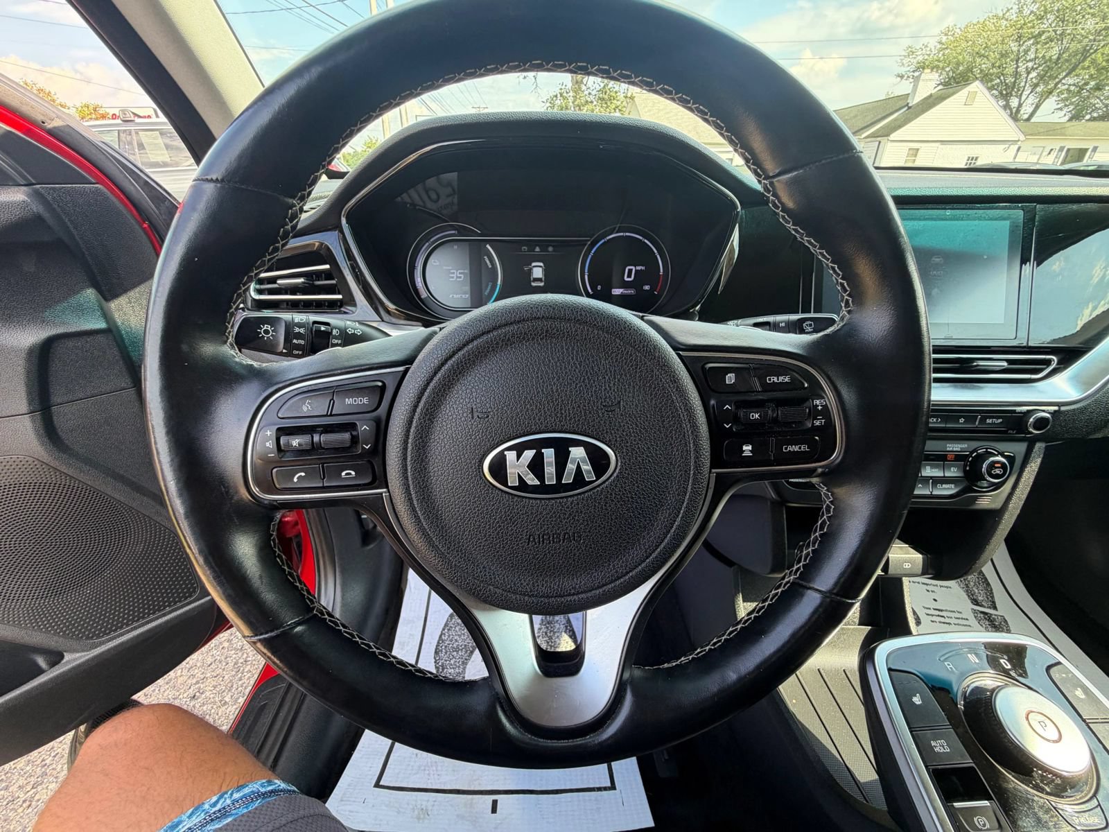 Used 2020 Kia Niro EX w/ Cold Weather Package FWD image 36
